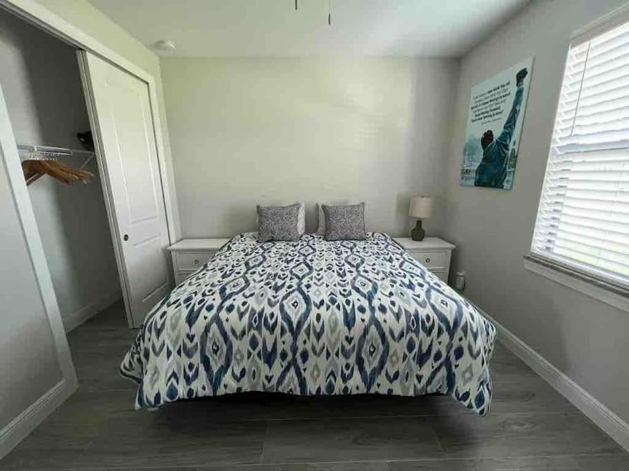 Newly Built Villa Ballerina With Heated Pool And Incredible View Into Beautiful Arrowheadcanal Cape Coral Kültér fotó